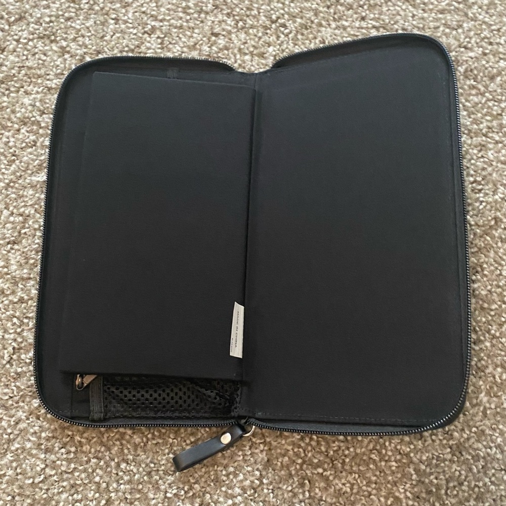 Bridgestone Golf Classic Black Drive Leather Scorecard Holder Case - Picture 3 of 6